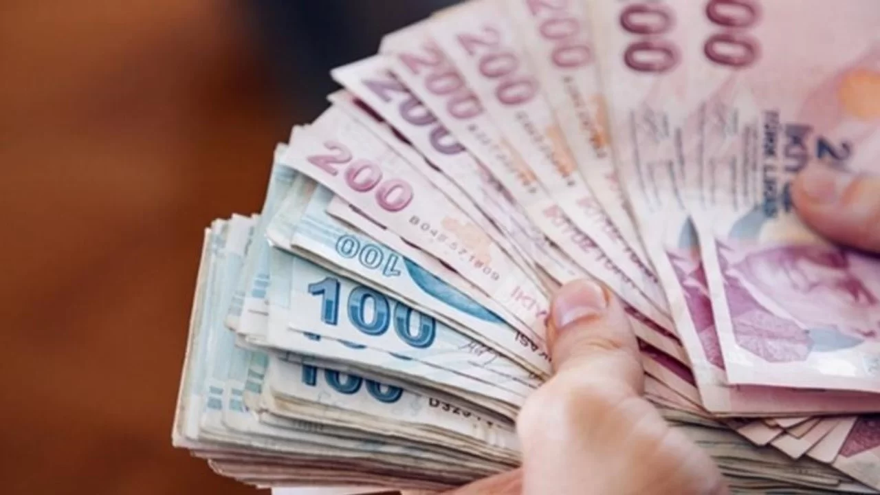 Lira Para Dg O W Cover.jpg