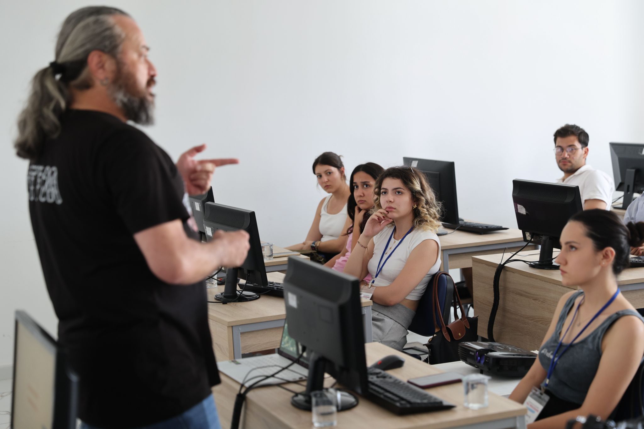 Whatsapp Image 2025 07 18 At 23.08.18 (2)