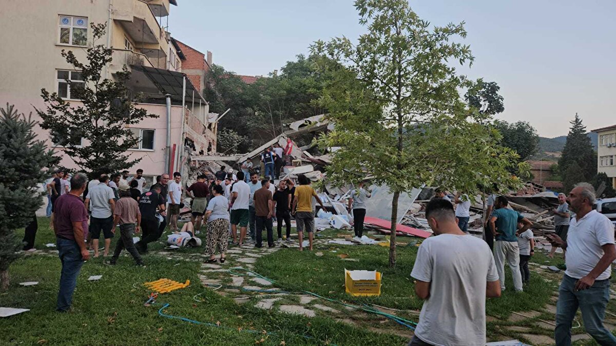 Balıkesir'deki 6.1 Depremi Sonrası Uzmanlardan Uyarı Marmara Ve İzmir'de Tehlike Var Mı2