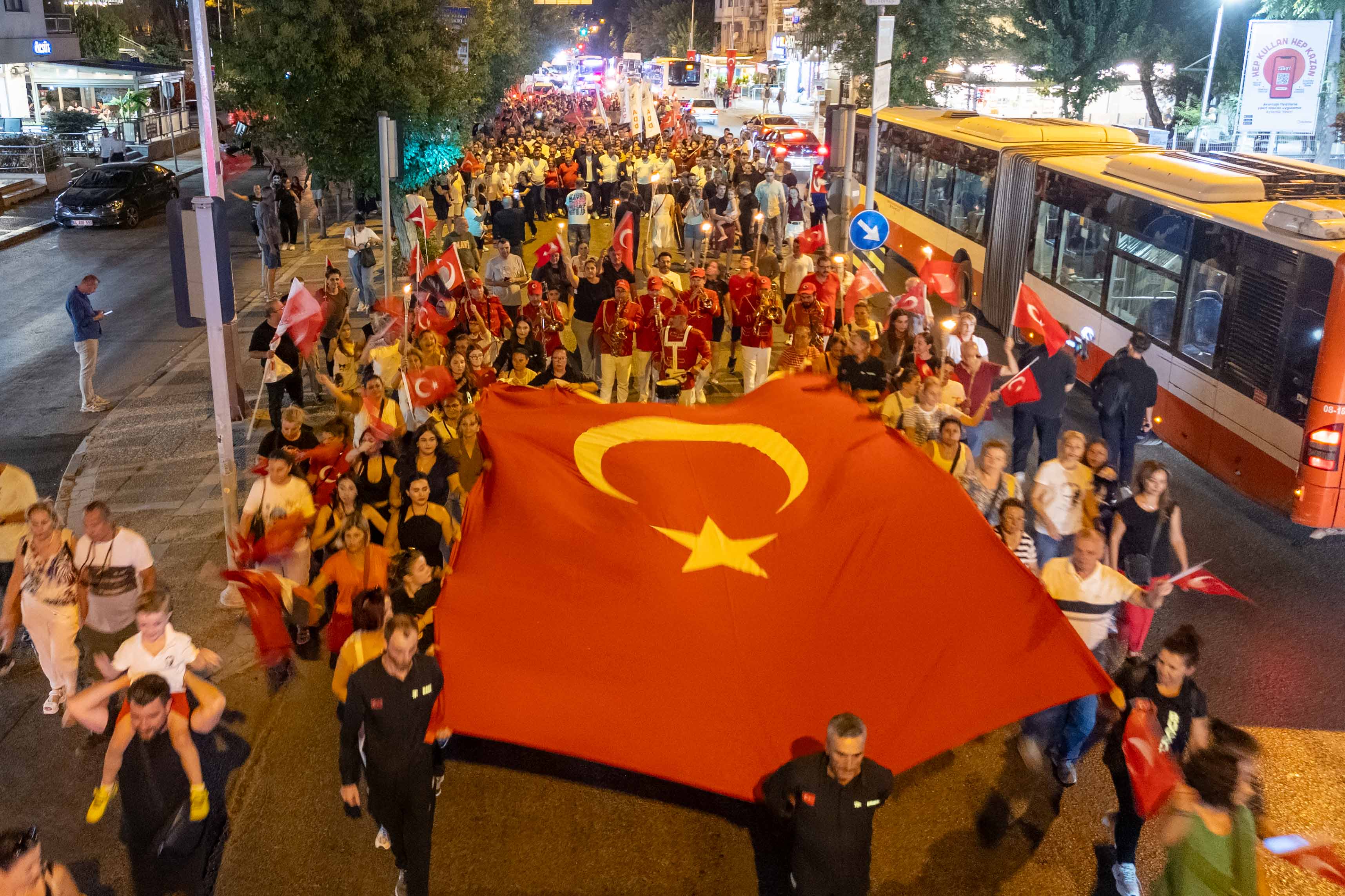 Buca 30Ağustos Kortej Konser13 (1)