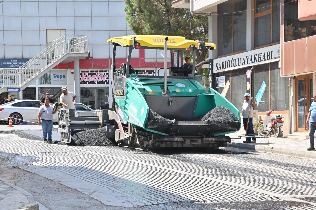 Büyükşehir, Soma’da Sıcak Asfalt Çalışmalarını Tamamladı (3)