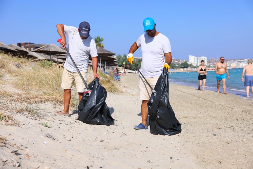 Çeşme Belediyesinden 19 Plajda 7 24 Temizlik 7