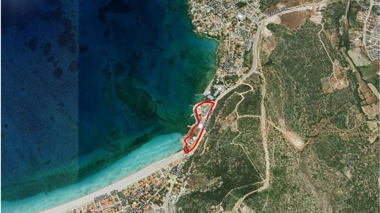 Çeşme’ye 230 Yataklı Denize Sıfır Otel Geliyor Çed Kararı Çıktı