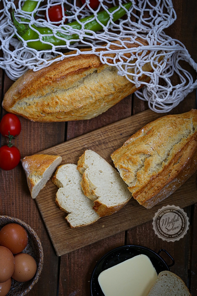 Evde Klasik Somun Ekmek Tarifi