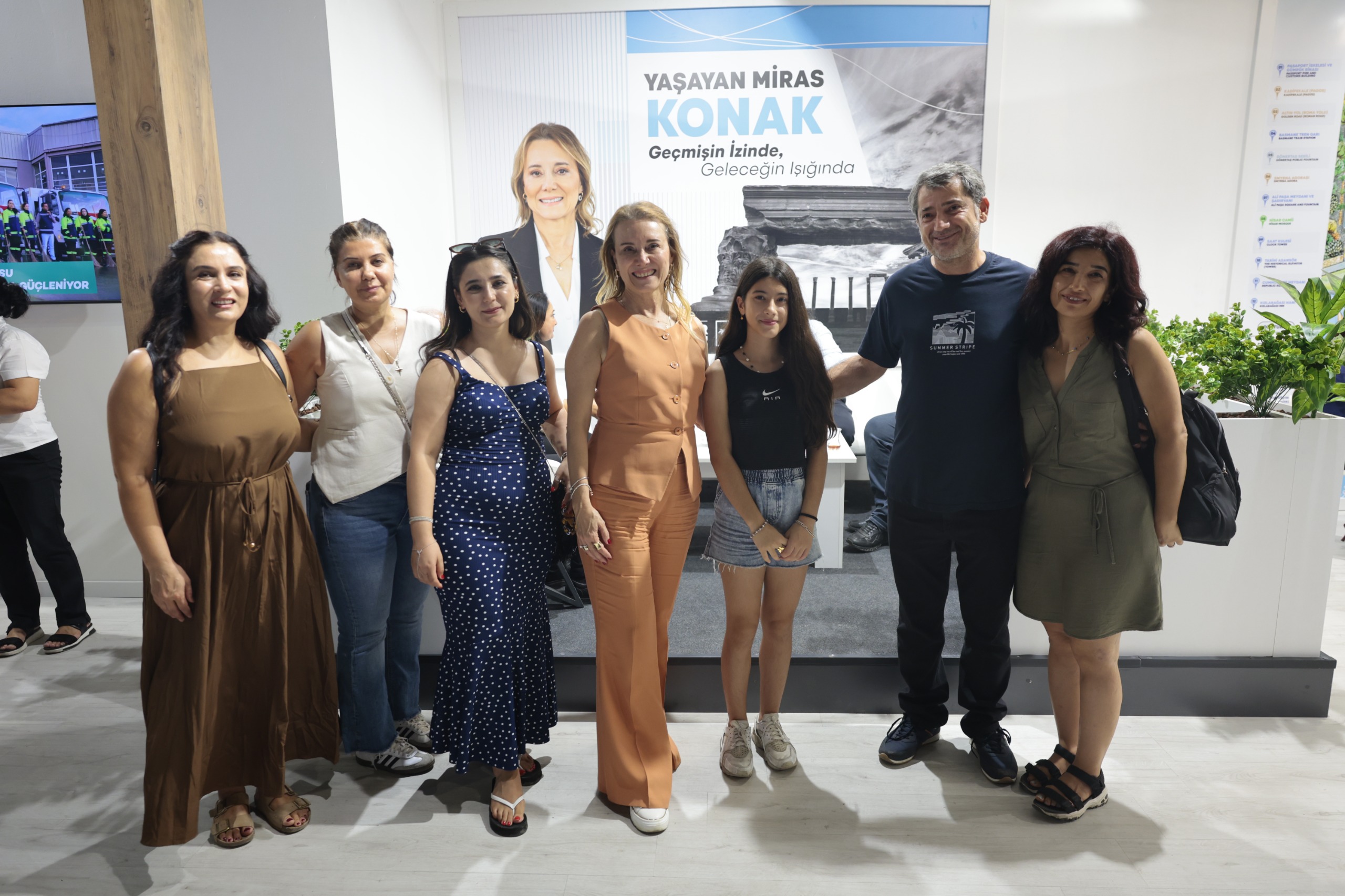 İzmir Fuarı’nda Konak Standına Yoğun Ilgi (8)