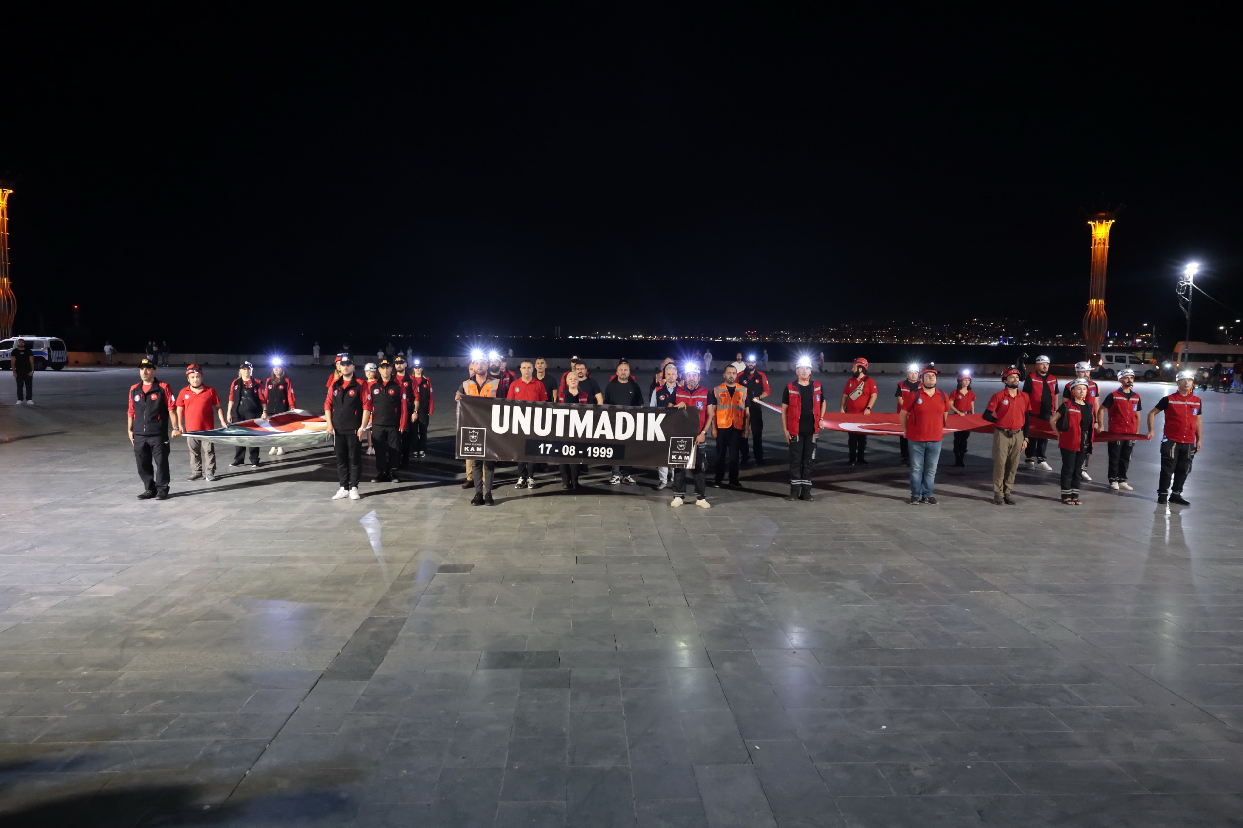 Konak'ta Sessiz Yürüyüş (4)