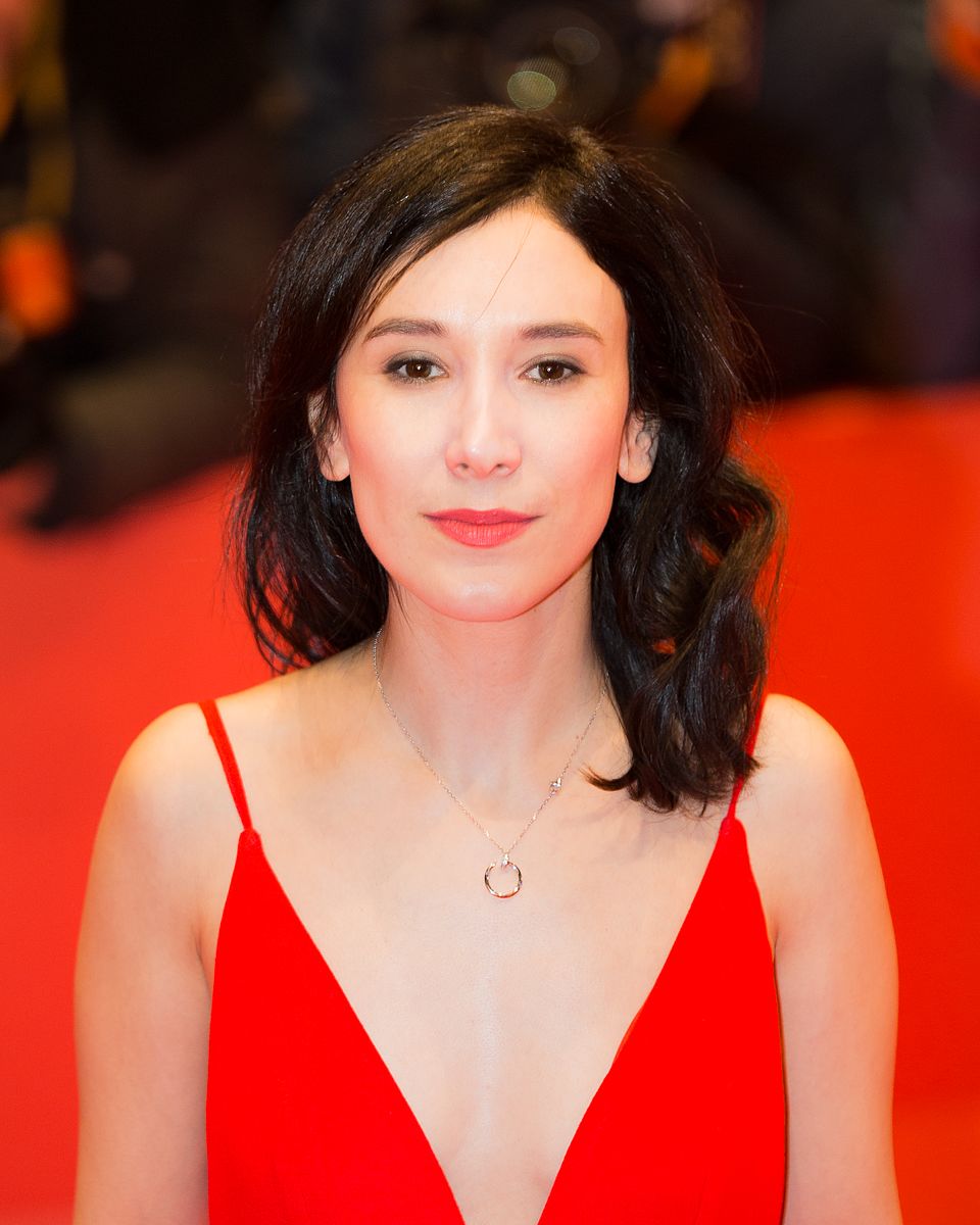 M J K30806 Sibel Kekilli ( Berlinale 2017)-1