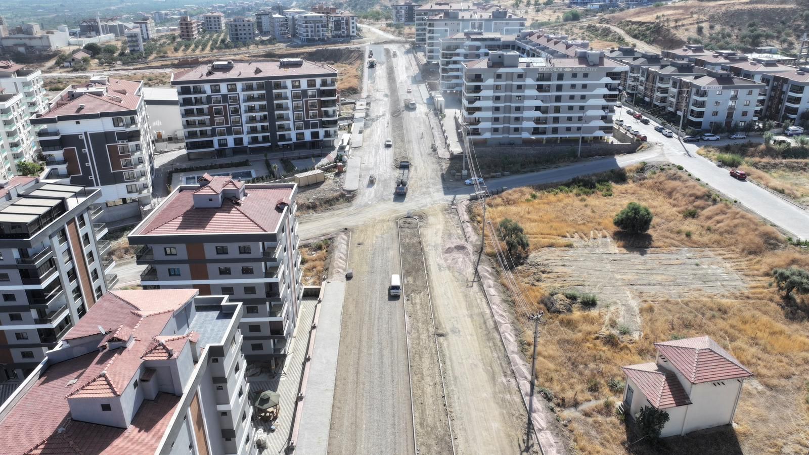 Yollar Büyükşehir’le Güzelleşiyor… (14)