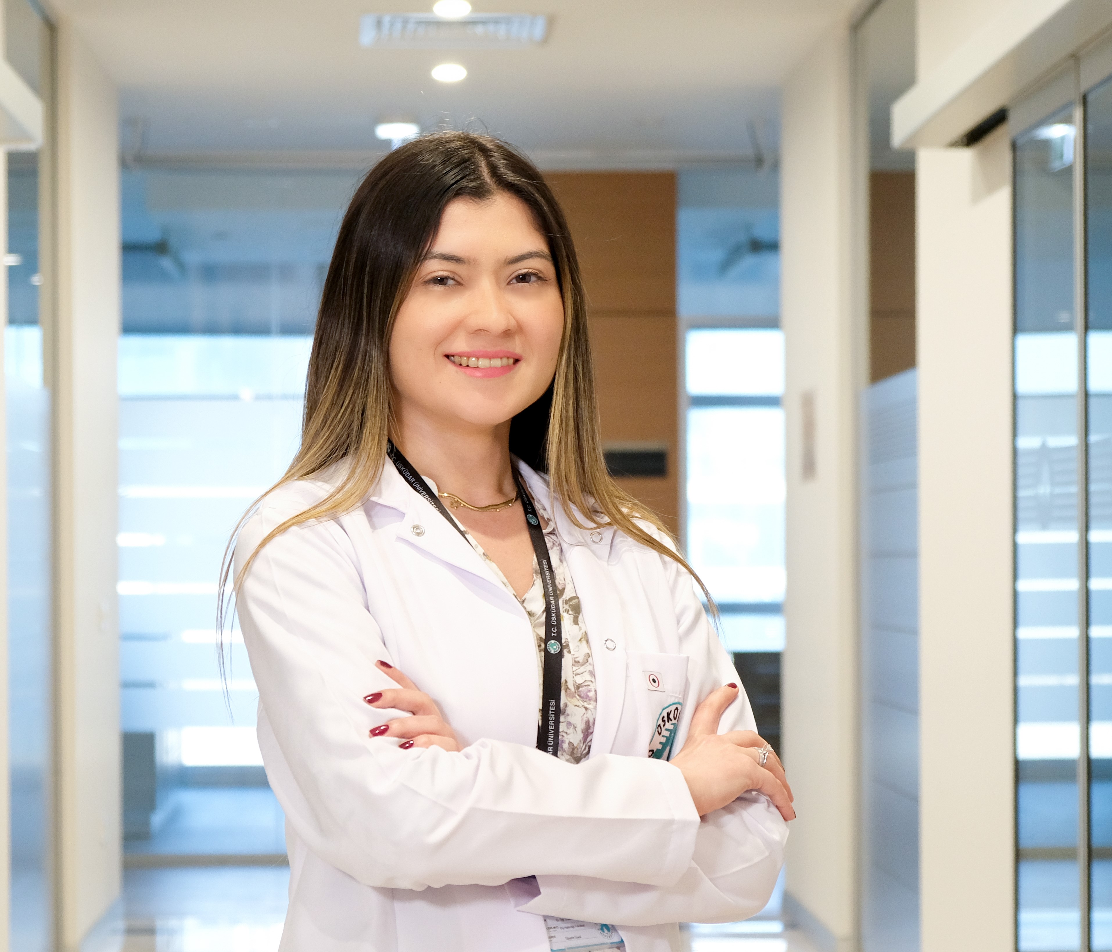 1758101543 Dr. R. Yesi Zge Mimir