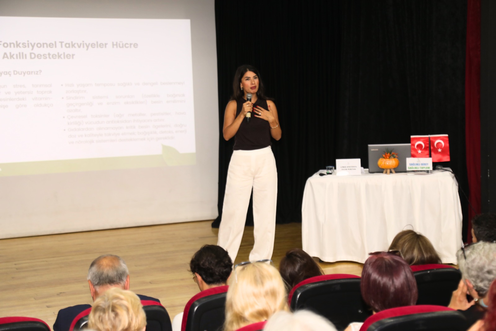Bayraklı'da Sağlıklı Ve Dengeli Beslenme Semineri (7)