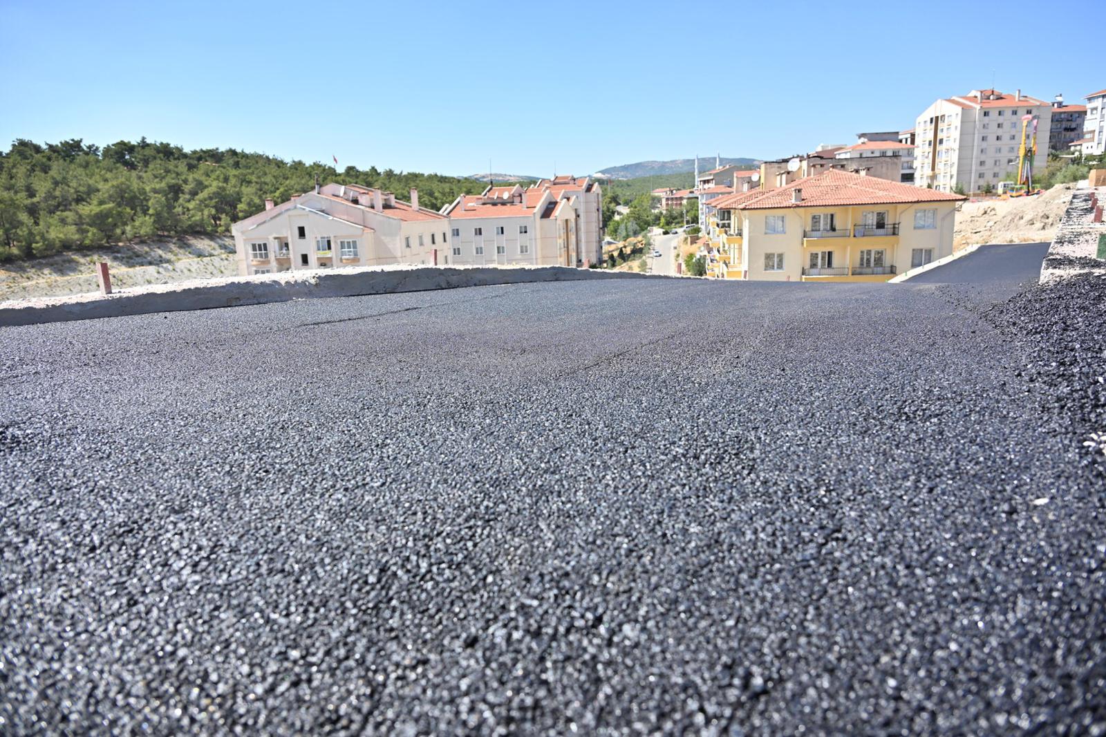 Büyükşehir, Gördes’i Asfaltladı (4)