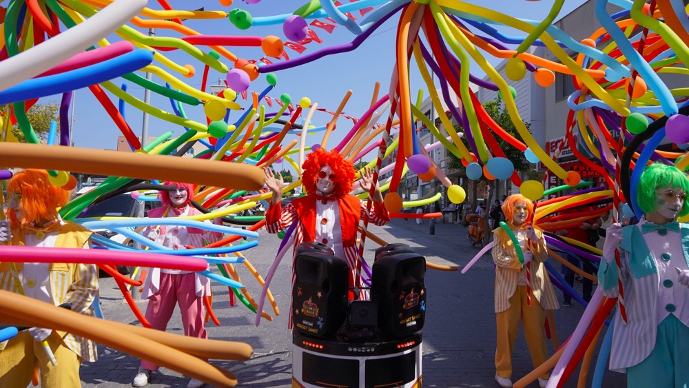 Çeşme Festivali’nde Ilk Gün Coşkusu2