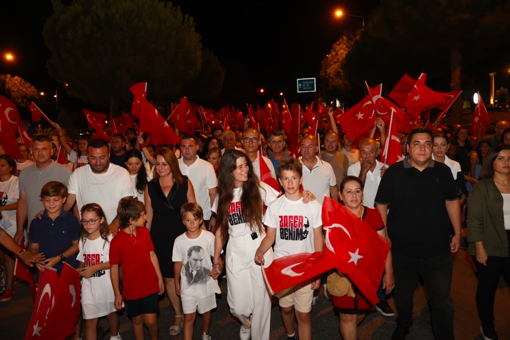 Çeşme’de 30 Ağustos Zafer Bayramı Coşkusu10