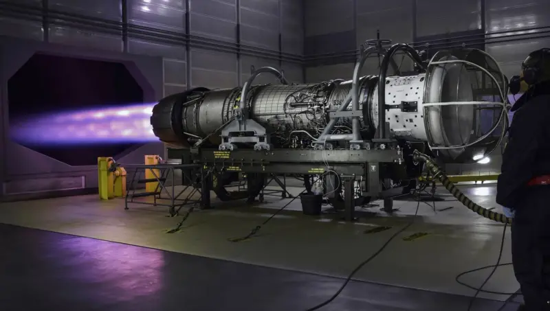 F110 Motor