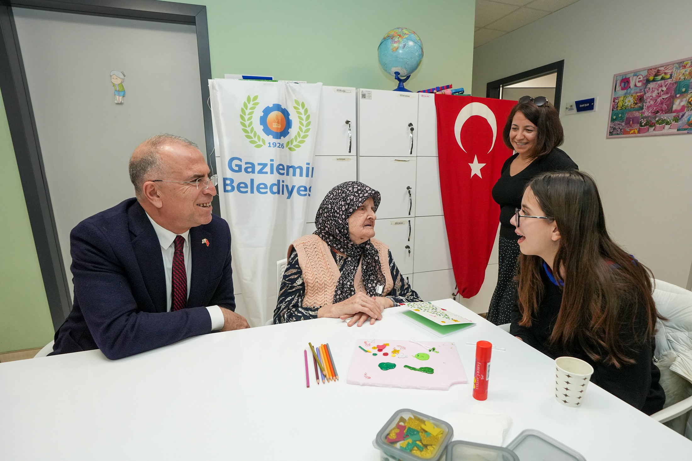 Gaziemir Belediyesi’nin Alzheimer Merkezi Fark Yaratıyor (2)