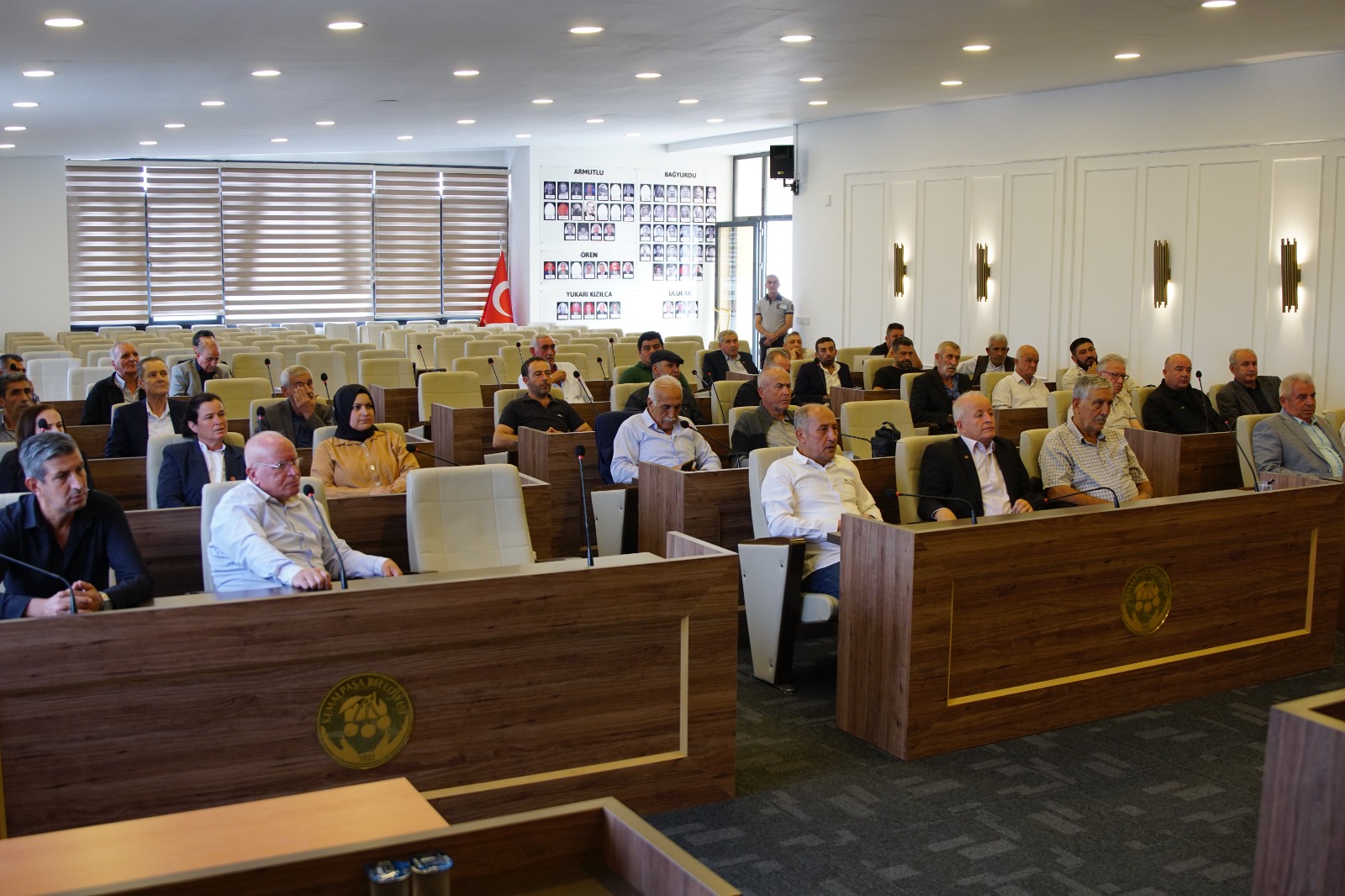 Muhtar Toplantisi 3
