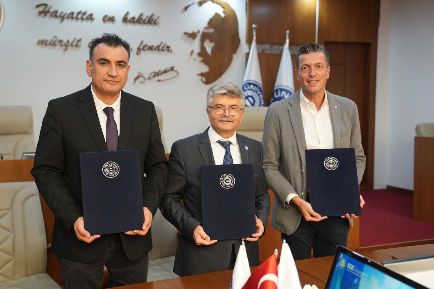 Prof. Dr. Emre Ercan Prof. Dr. Mehmet Ersan Seçkin Tuncer Erdoğmuş