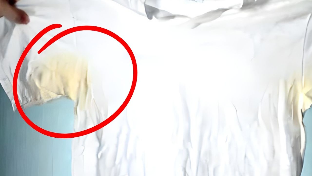 Sararmış Beyaz Çamaşır