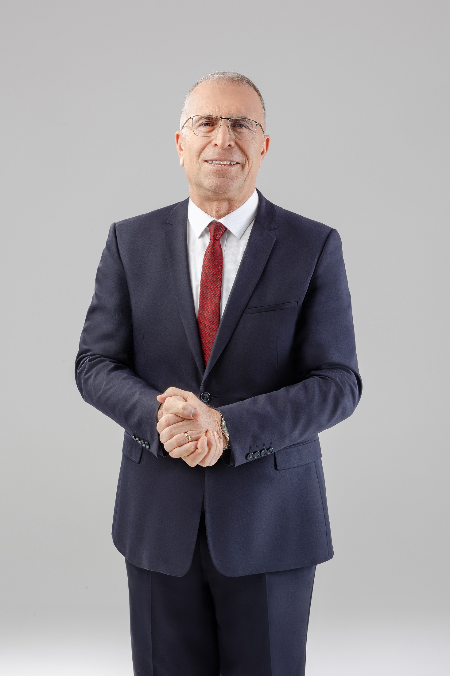 Ünal Işık (1)