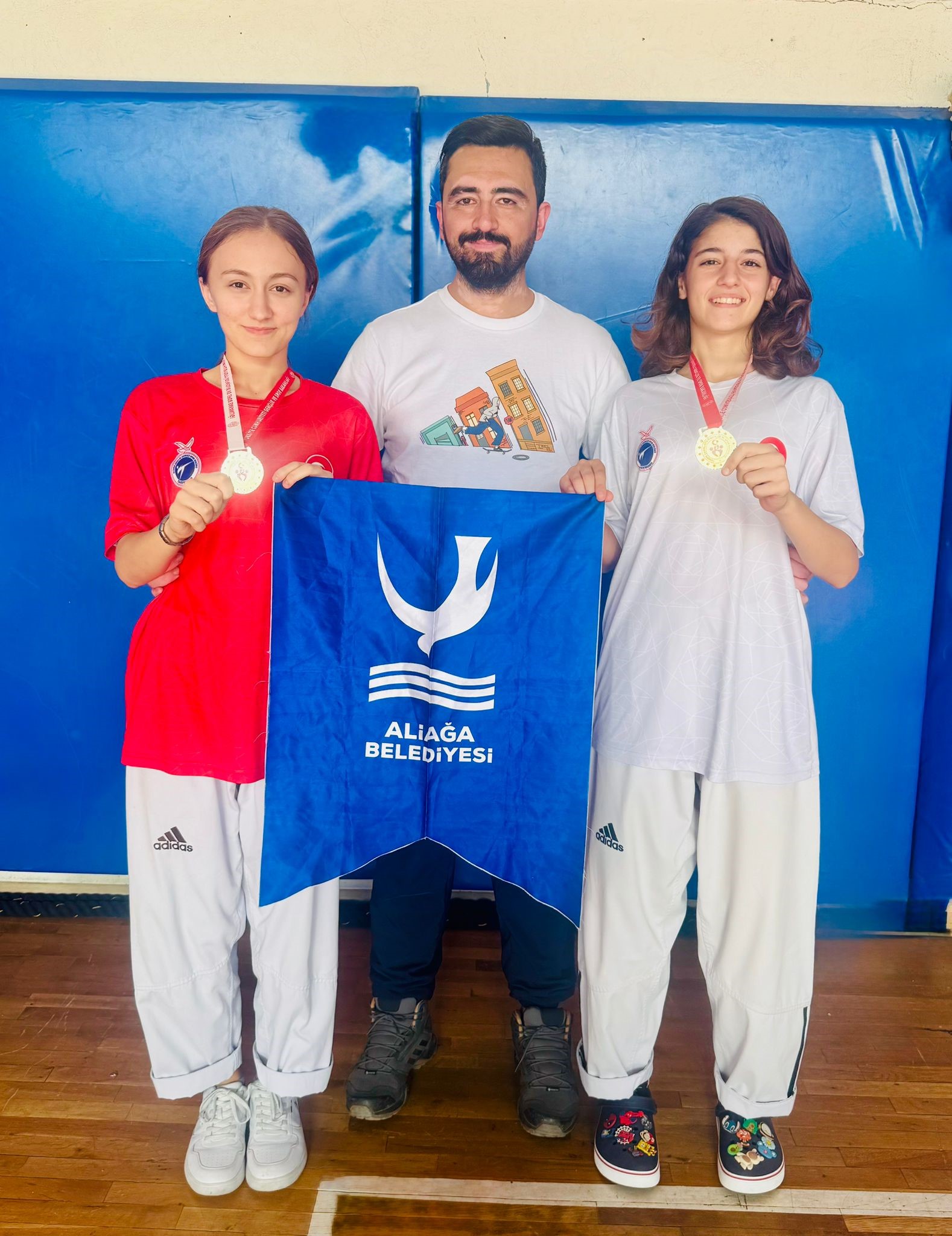 Aliağalı taekwondoculardan İzmir’de çifte altın2