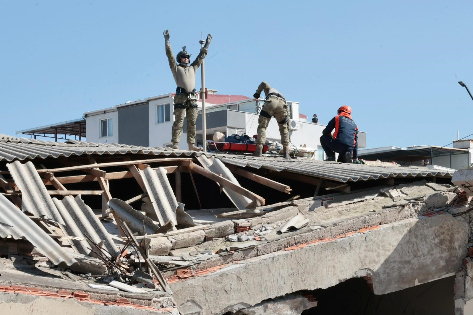Afad’dan İzmir’de Büyük Tatbikat! 6.6’Lık Deprem Senaryosu Uygulandı (17)