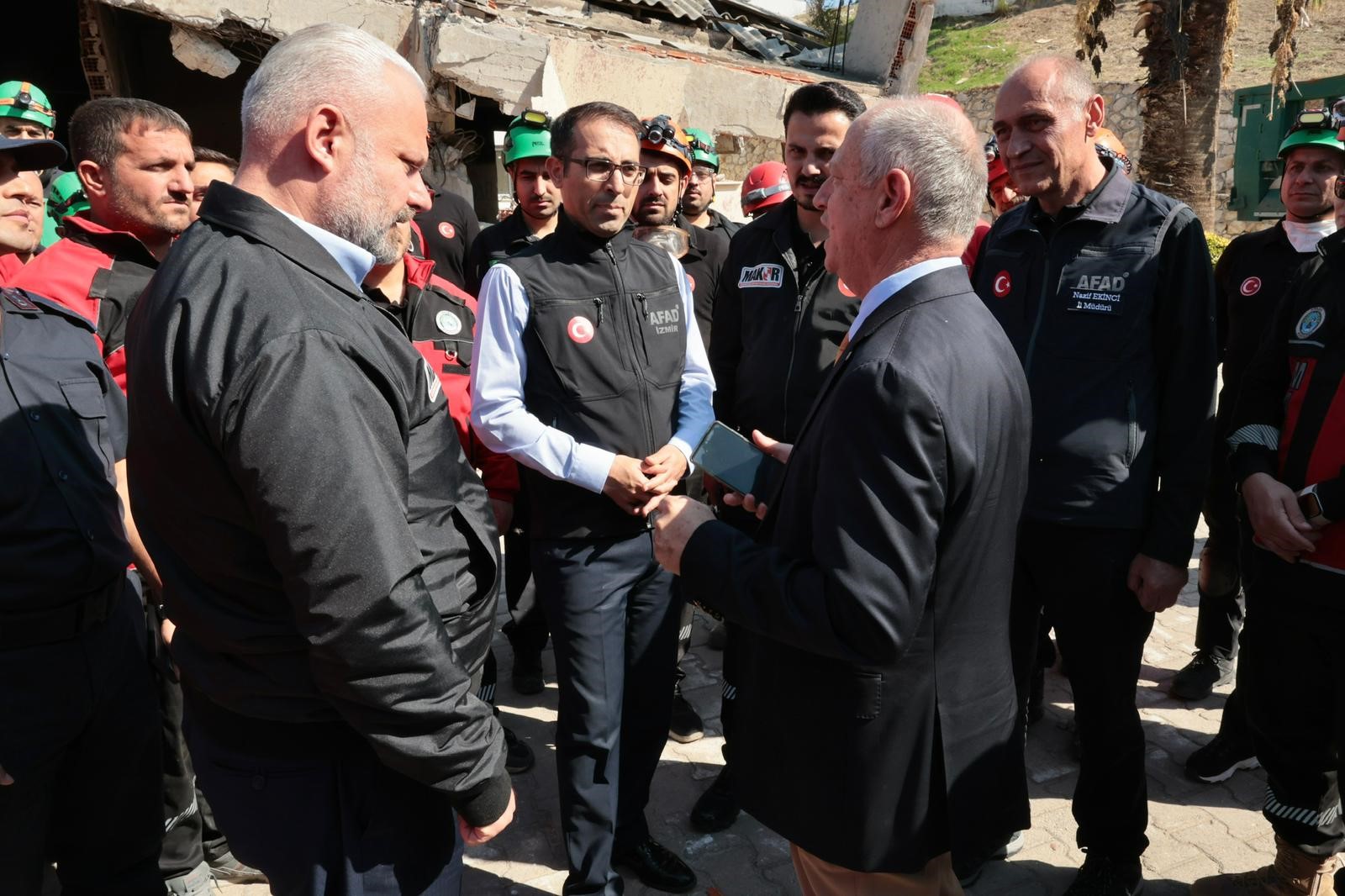 Afad’dan İzmir’de Büyük Tatbikat! 6.6’Lık Deprem Senaryosu Uygulandı (18)
