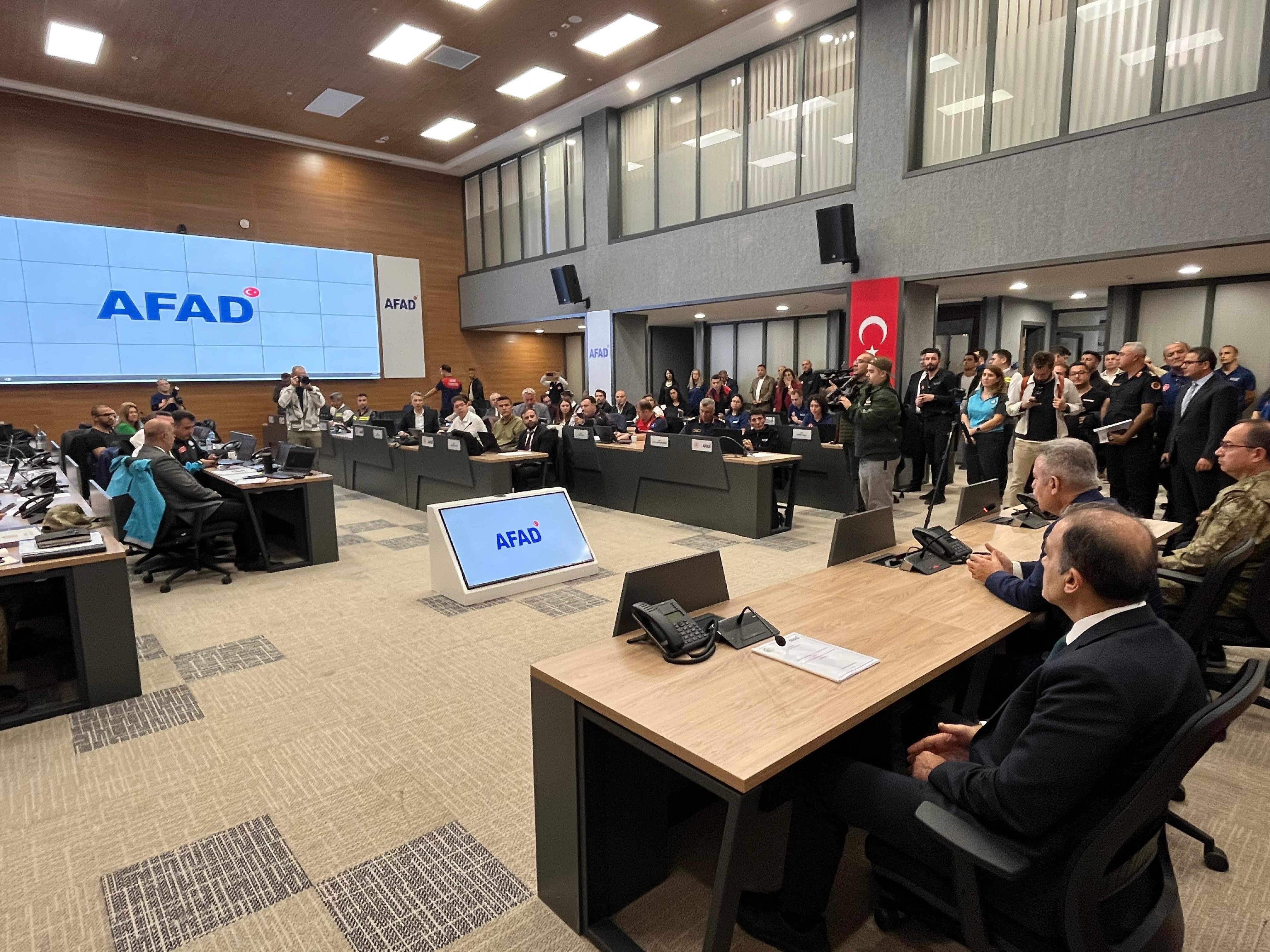 Afad’dan İzmir’de Büyük Tatbikat! 6.6’Lık Deprem Senaryosu Uygulandı (22)