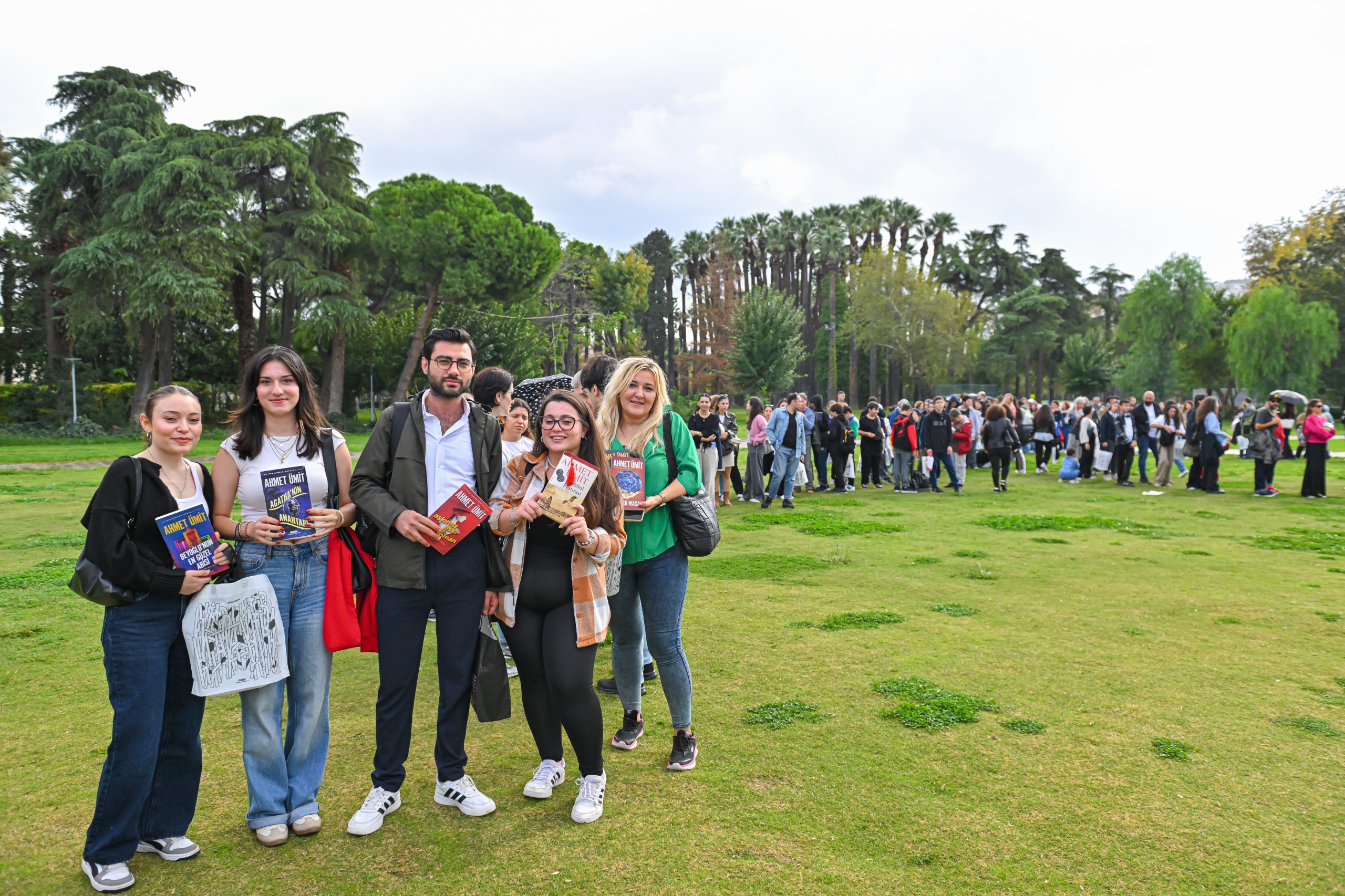 Ahmet Ümit, İzmir Kitap Fuarı’nda Yeni Kitabını Anlattı (5)