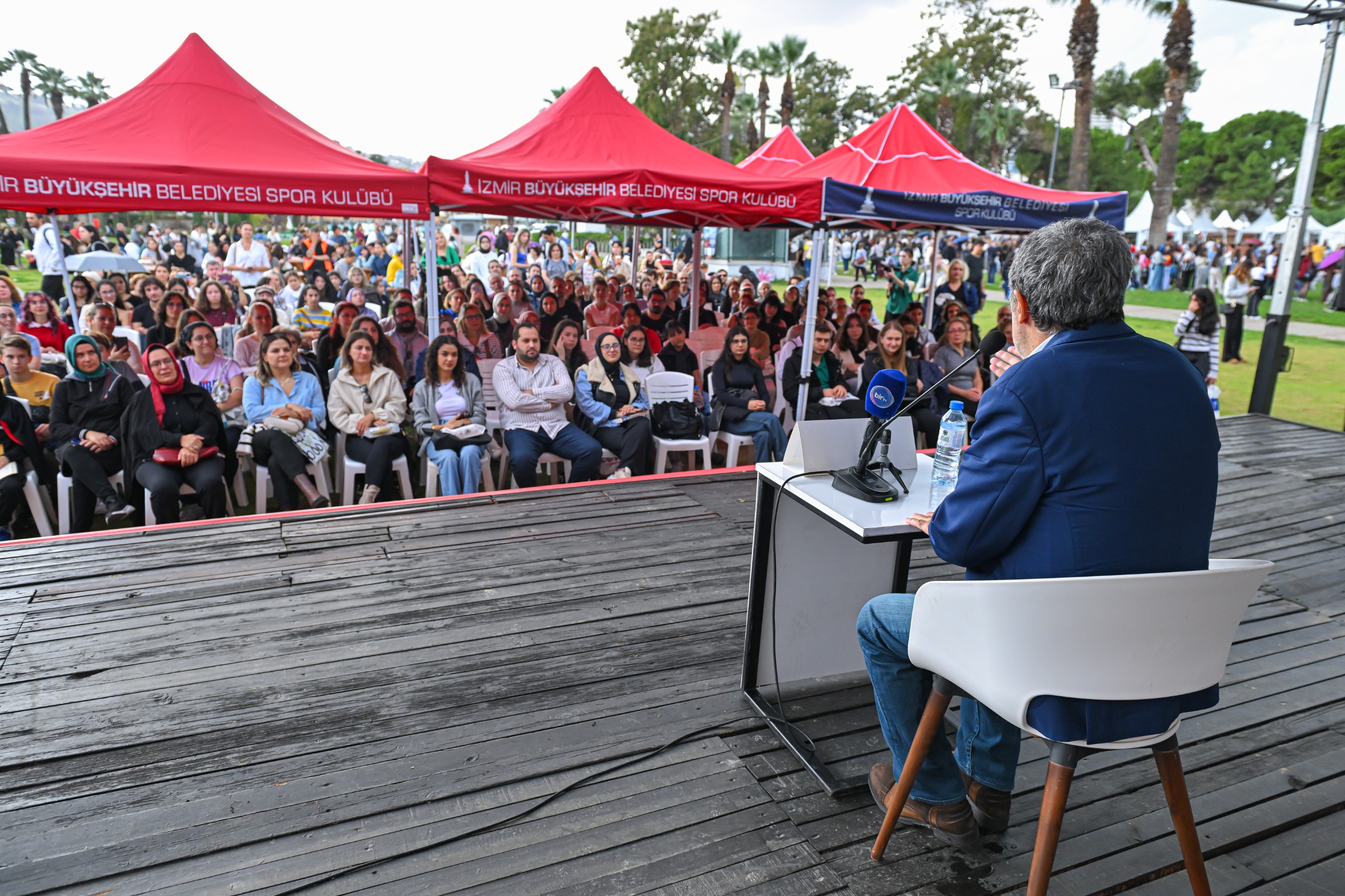 Ahmet Ümit, İzmir Kitap Fuarı’nda Yeni Kitabını Anlattı (8)