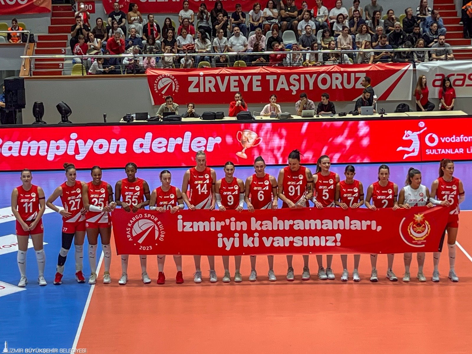 Aras Spor'dan İzmir Itfaiyesine Duygulandıran Jest (5)