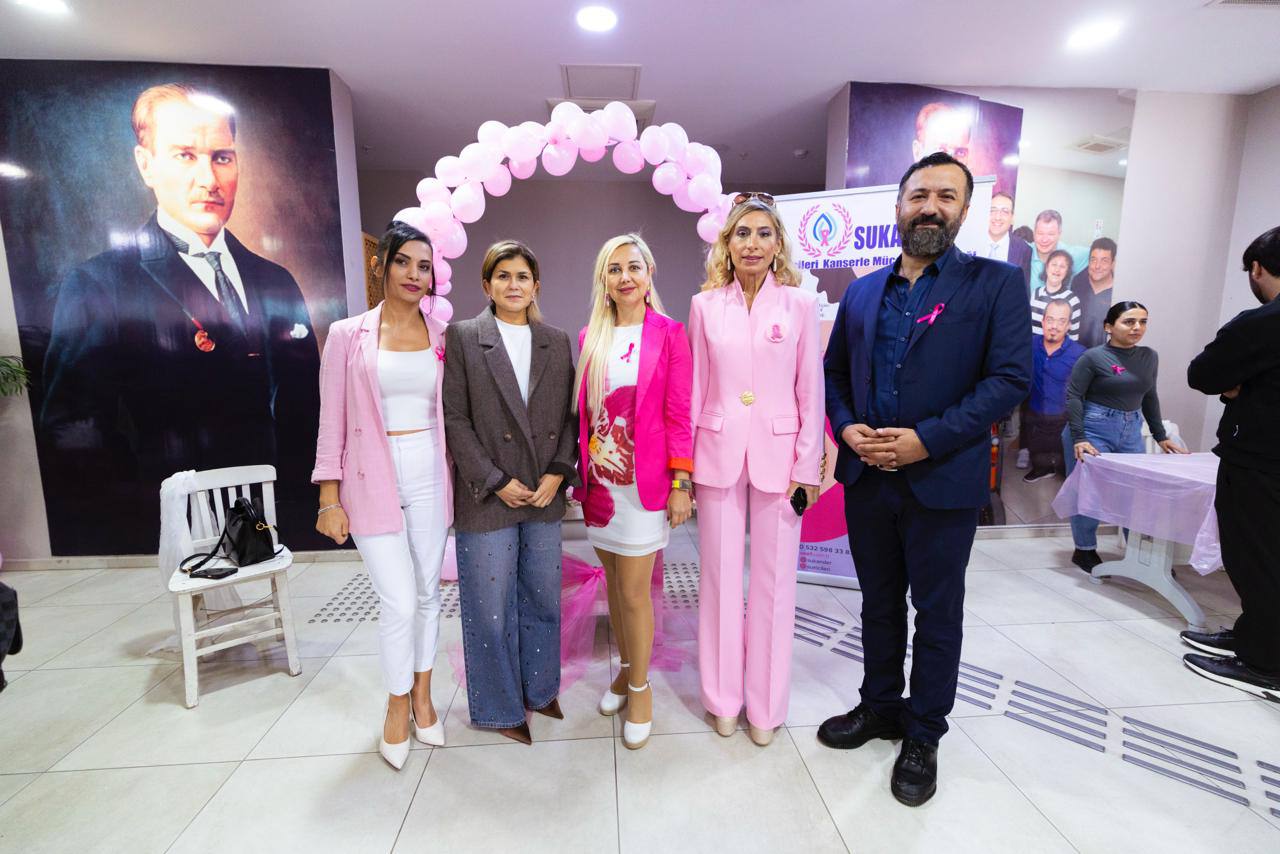 Balçova’da Pembe Işıklarla Dayanışma (2)