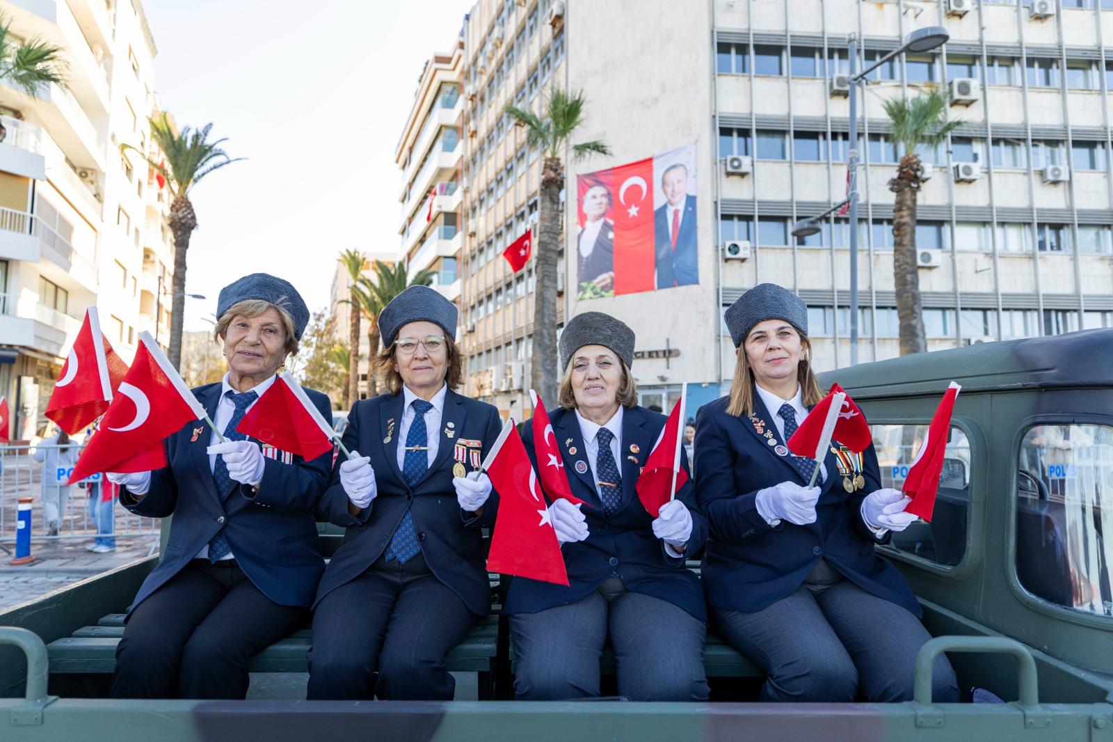 Başkan Tugay’dan 29 Ekim Mesajı 'Kimse Bu Ülkeyi Demokrasiden Uzaklaştıramaz' (5)