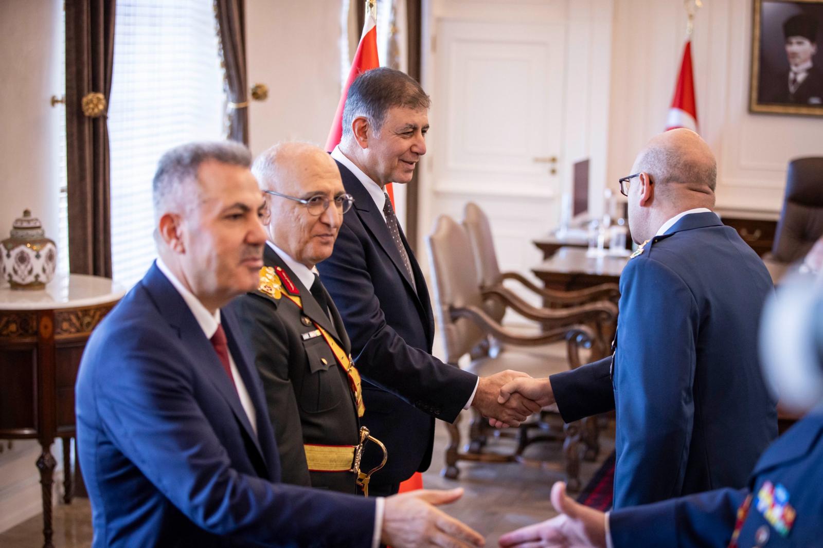 Başkan Tugay’dan 29 Ekim Mesajı 'Kimse Bu Ülkeyi Demokrasiden Uzaklaştıramaz' (9)