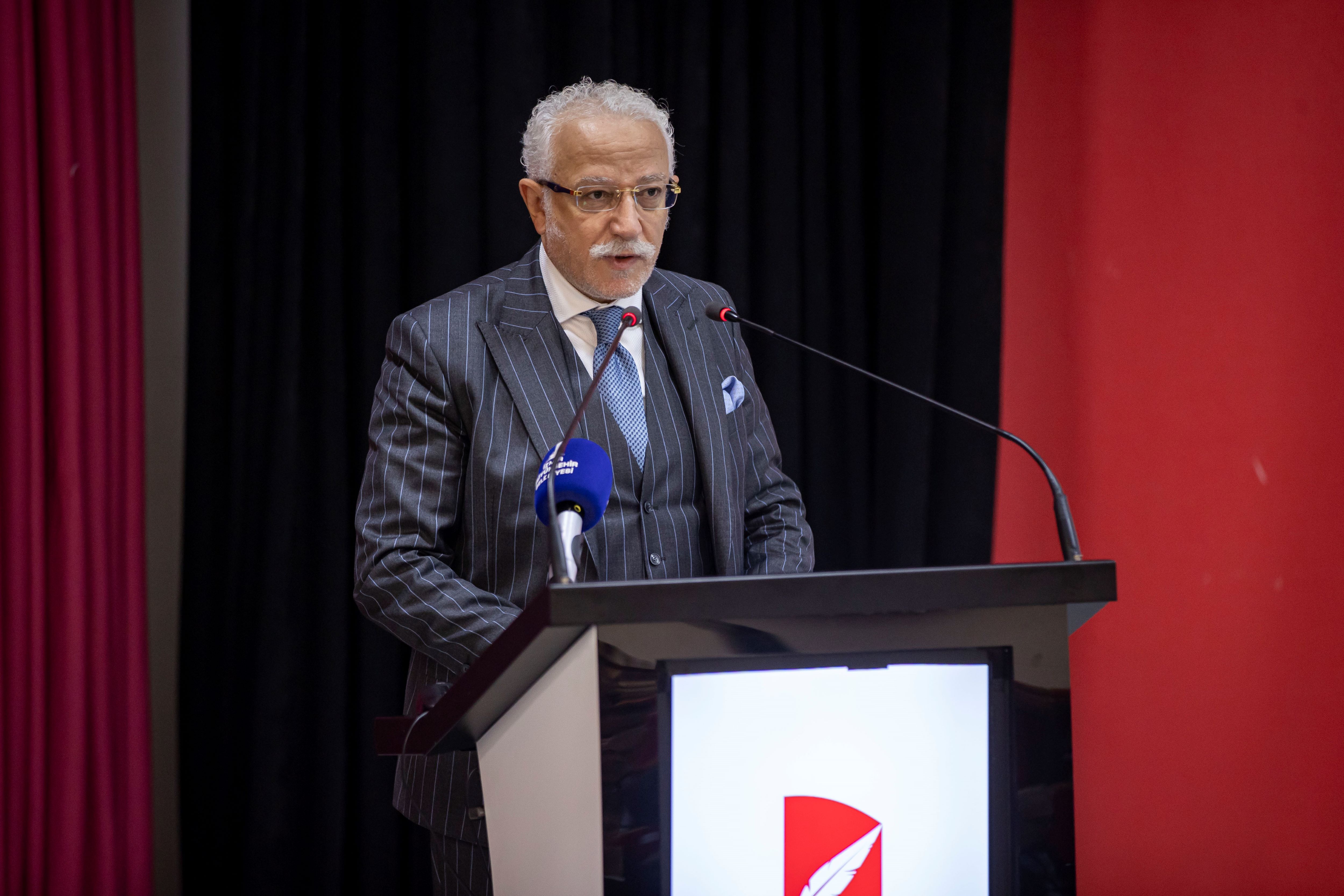 Başkan Tugay’dan Gençlere Çağrı 'İnovasyonun Merkezinde Olun' (3)