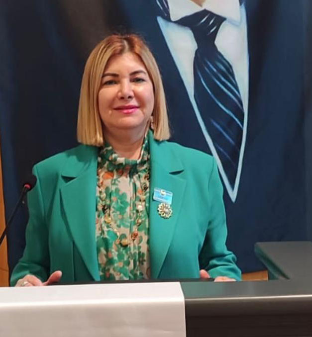 Betül Elmasoğlu