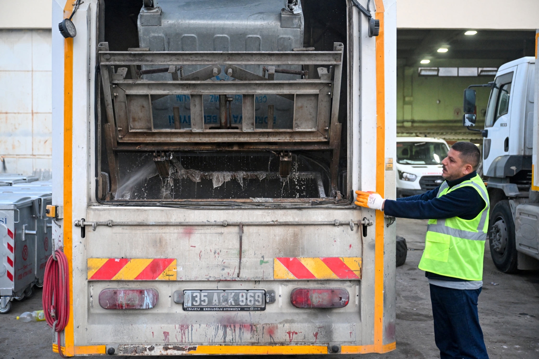 Bornova’da Eskiler Yenileniyor (24)