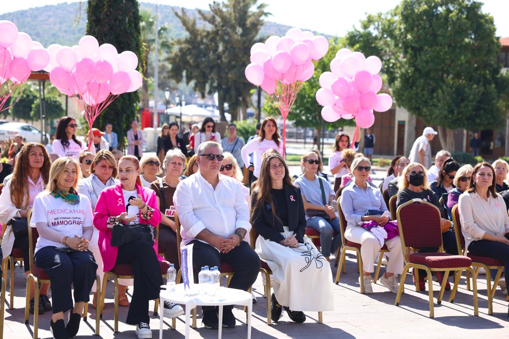 Çeşme’de Pembe Adımlar Atıldı (4)