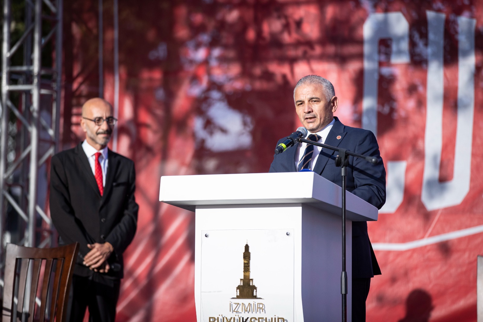 'Cumhuriyet En Çok İzmir’e Yakışır' Bayram Coşkusu Belevi’de Doruğa Çıktı (2)