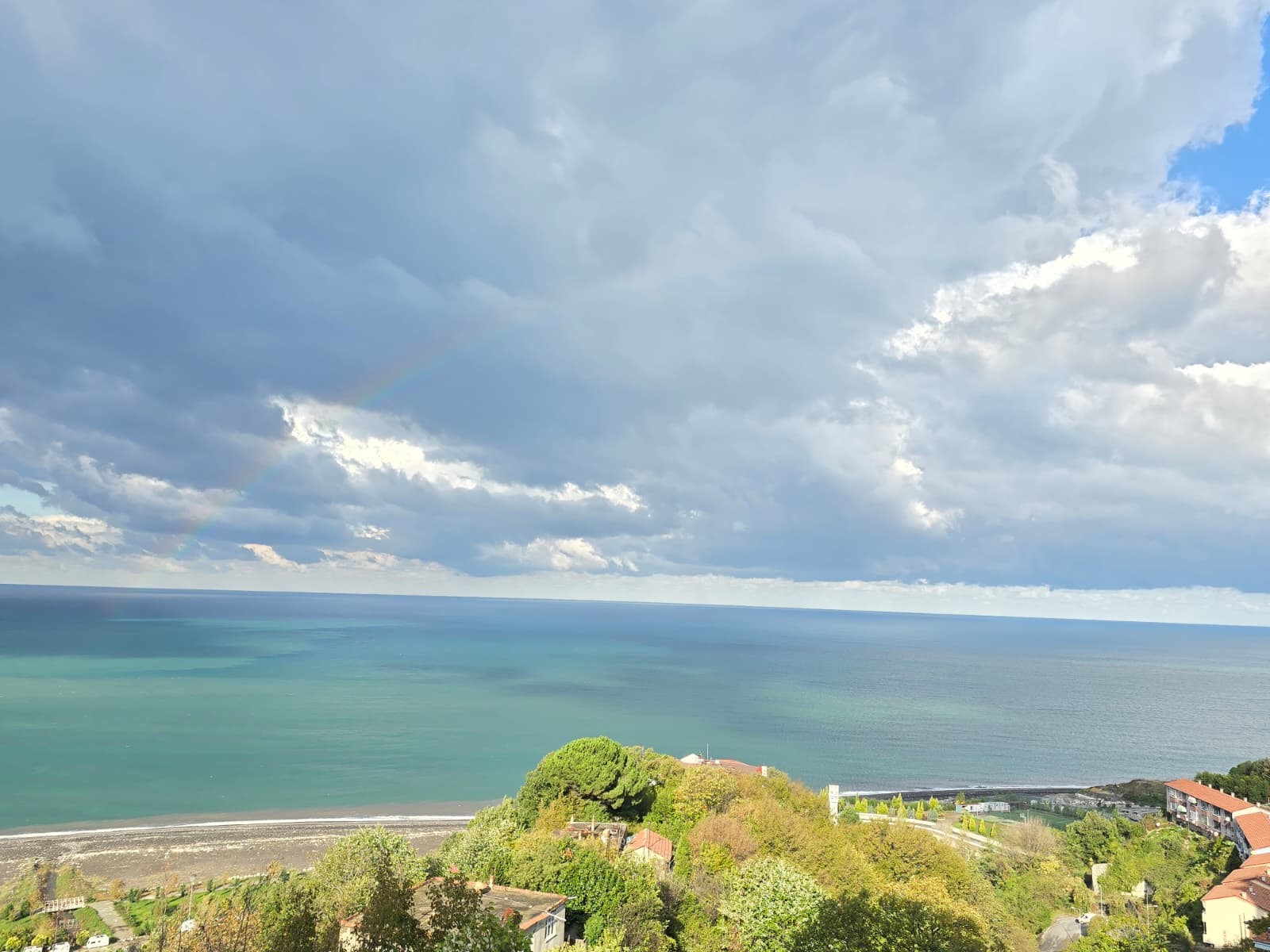 Denizde Hortum Ve Gökkuşağı Aynı Anda! (1)