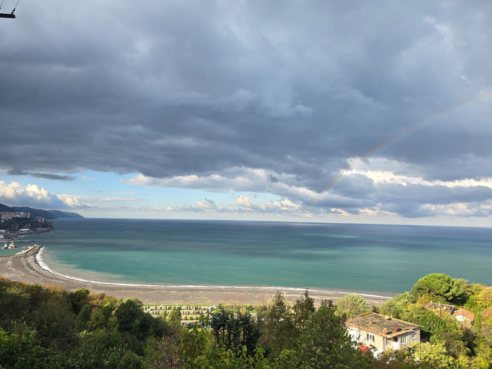 Denizde Hortum Ve Gökkuşağı Aynı Anda! (2)
