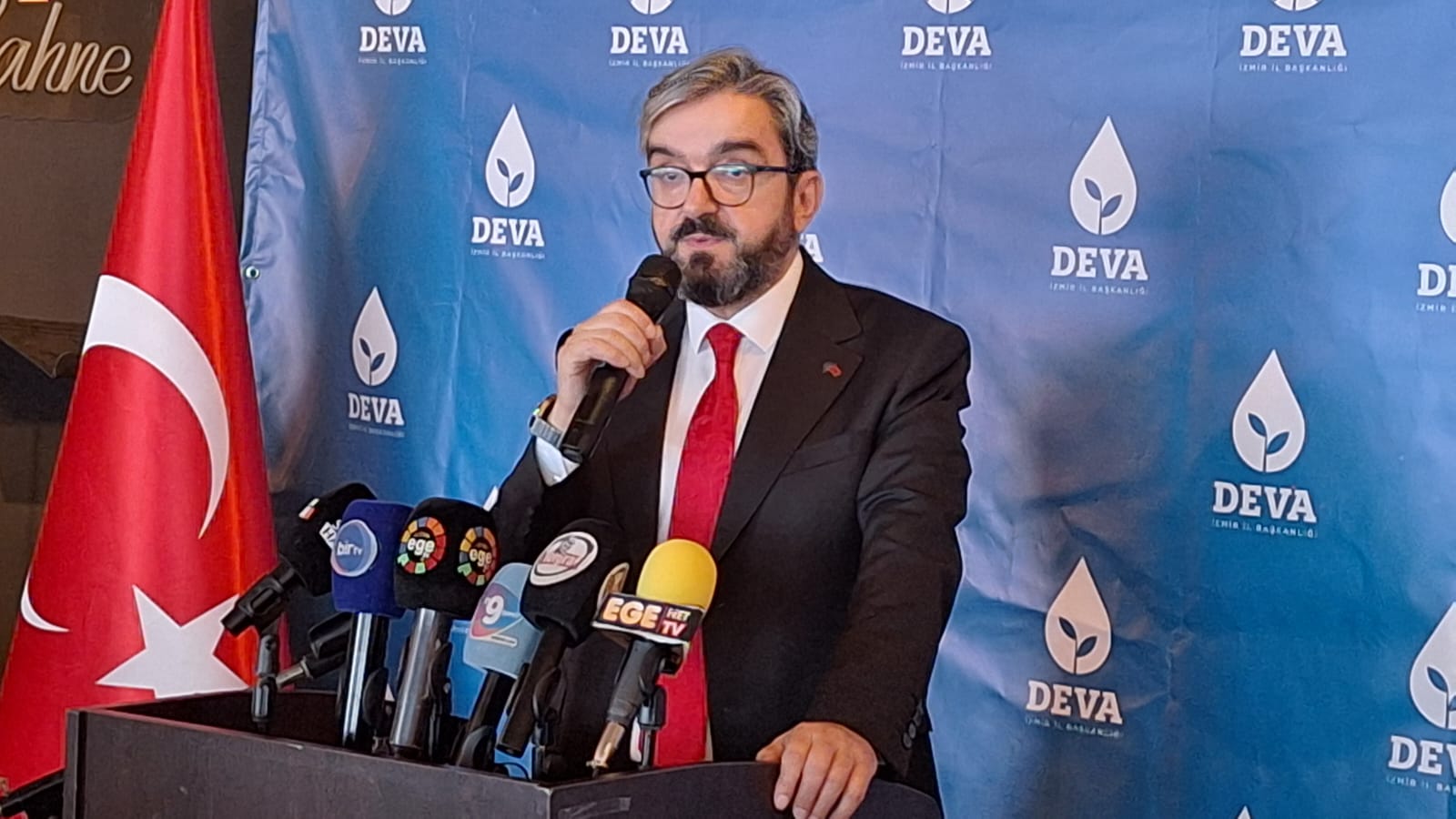 Deva Partisi Izmir3