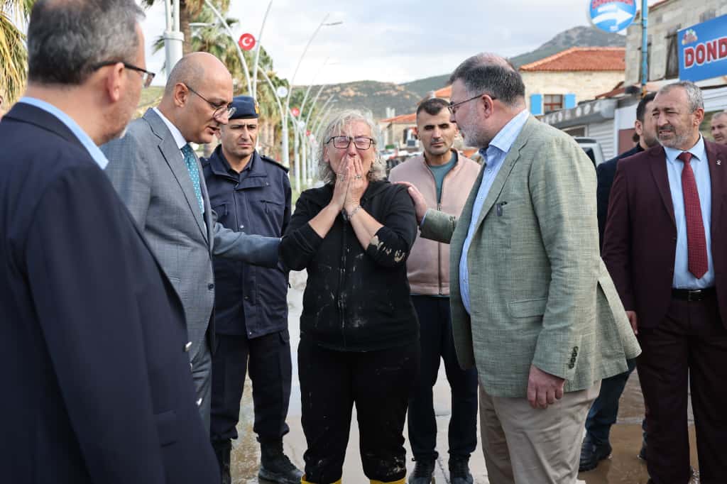 Foça’daki Sel Felaketinde Yaralar Sarılıyor (2)