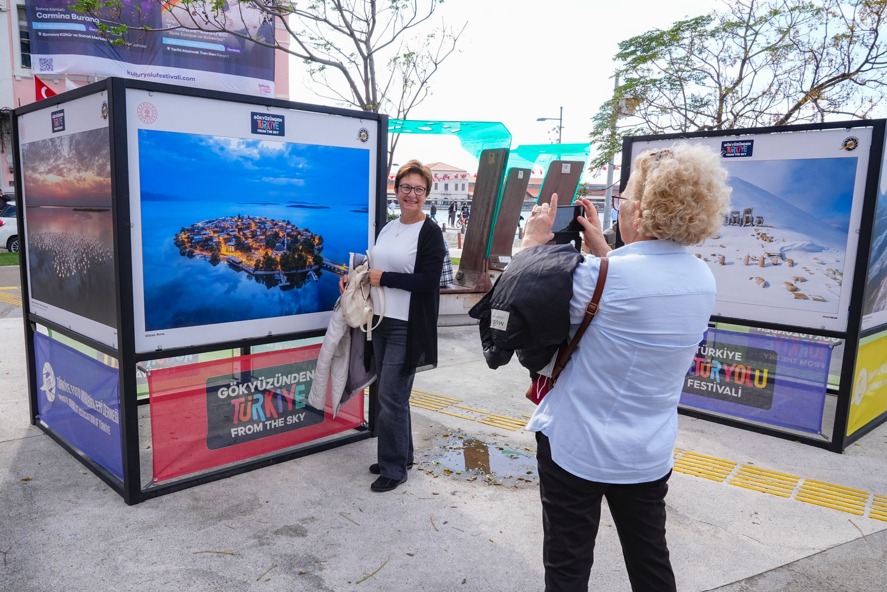 'Gökyüzünden Türkiye' Fotoğraf Sergisi İzmir’de (2)