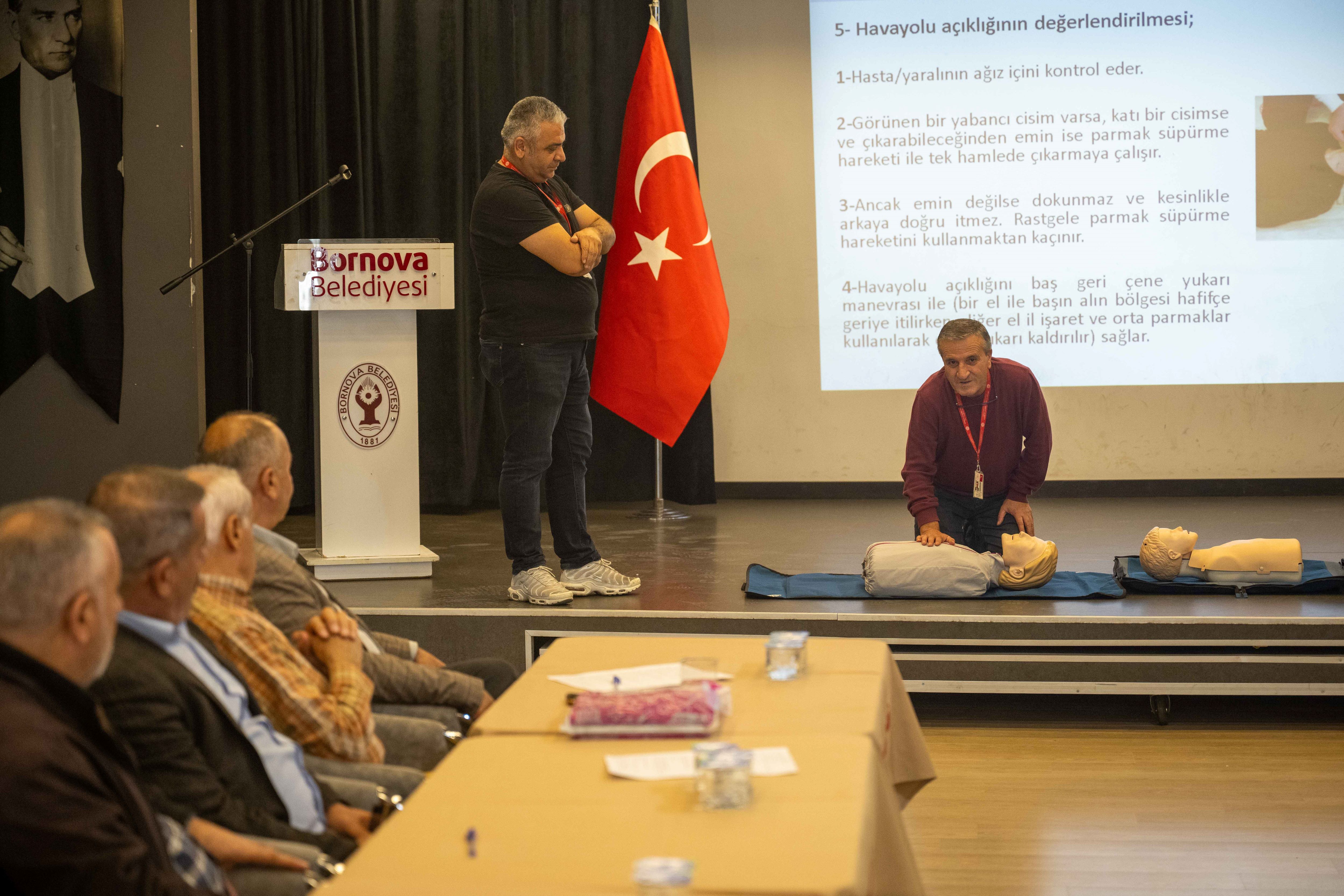 Hayat Kurtaran Proje Bornovalı Muhtarlara Özel Eğitim (1)