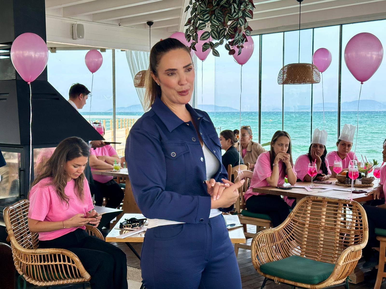 Ilıca Hotel’den Örnek Meme Kanseri Farkındalık Etkinliği (4)