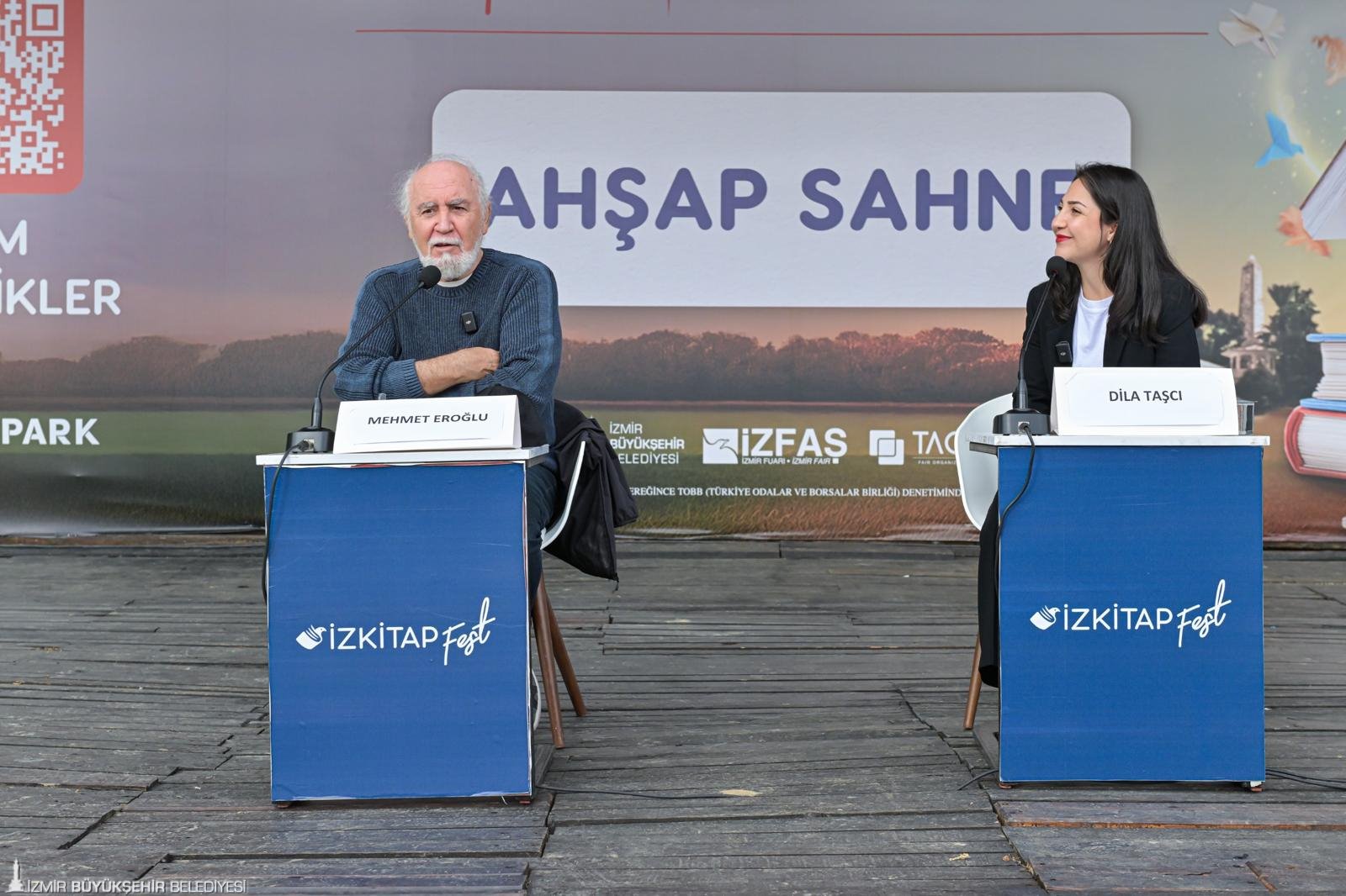 İzki̇tap’ta Onur Konuğu Mehmet Eroğlu, 50 Yıllık Edebiyat Deneyimini Paylaştı (1)