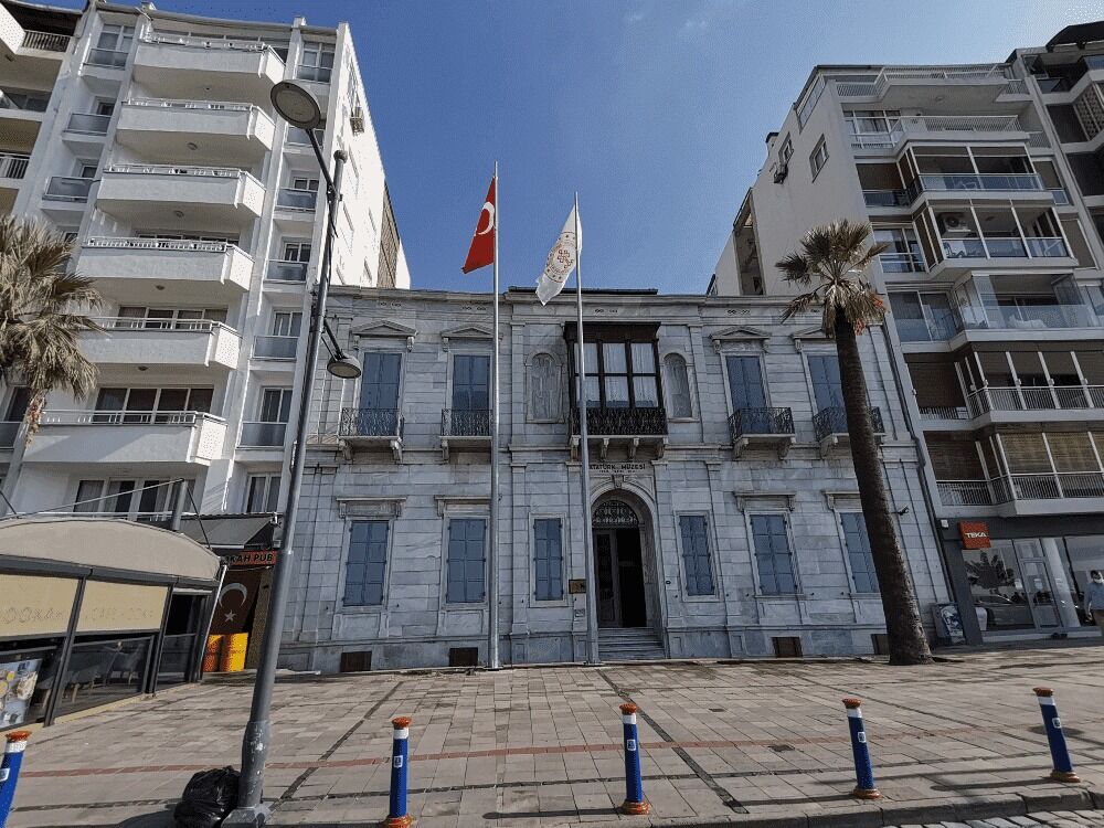 İzmir Atatürk Müzesi