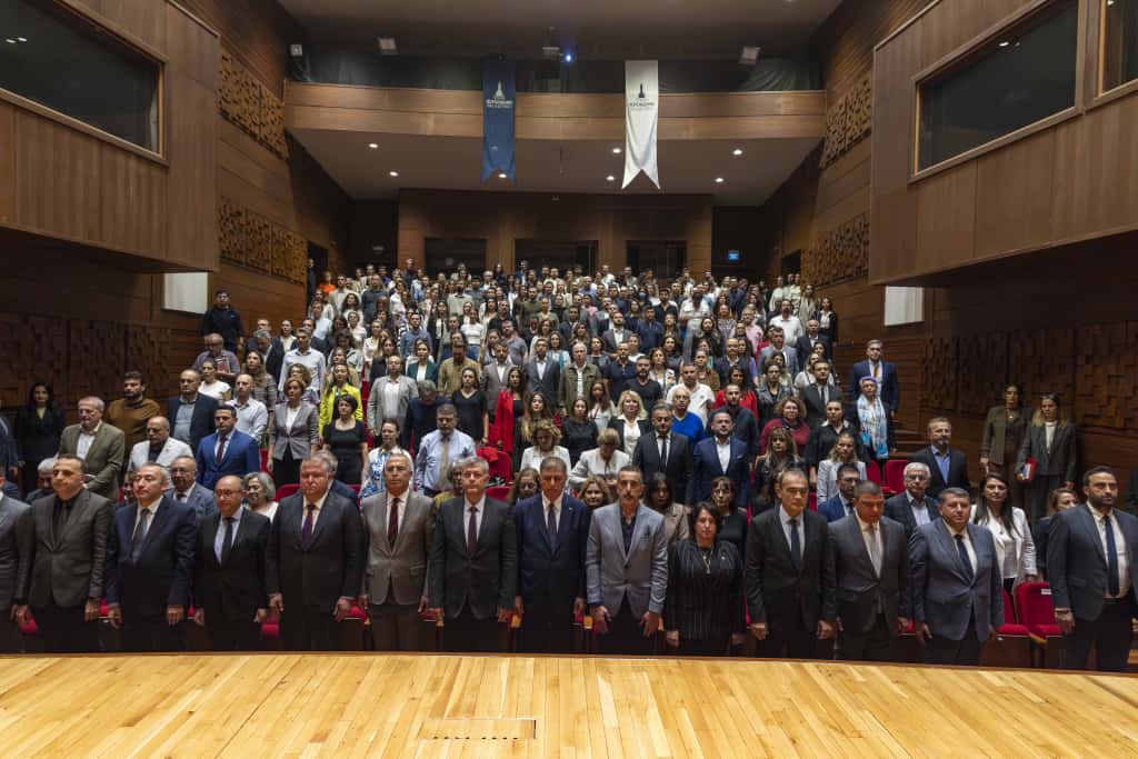 İzmir Büyükşehir’den Tarihi Adım 2054 Nazım İmar Planı Tanıtıldı (11)