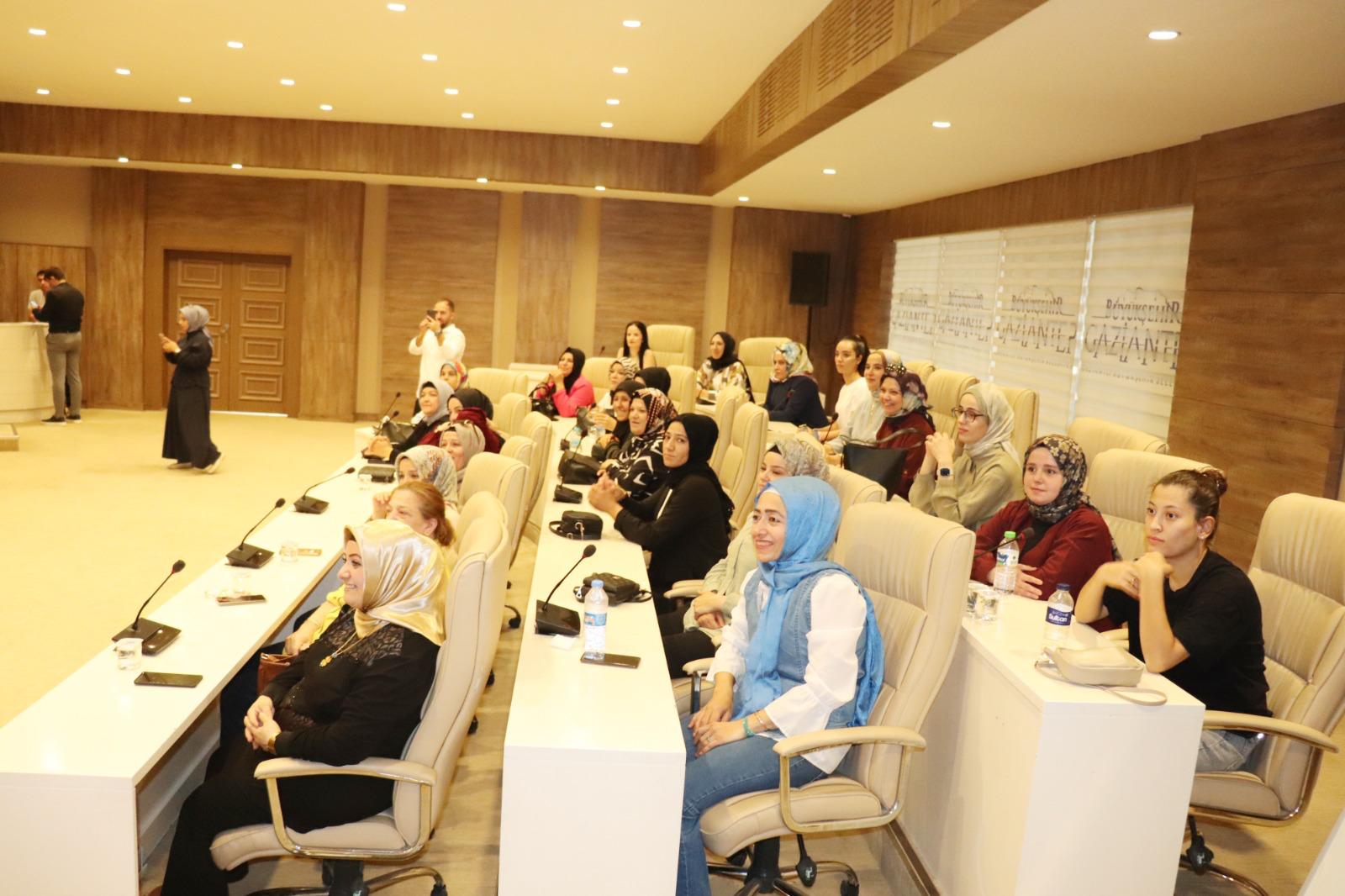 İzmir Büyükşehir’den Türkiye’ye Örnek Proje Engelli Kadınlara Sağlık Desteği (8)