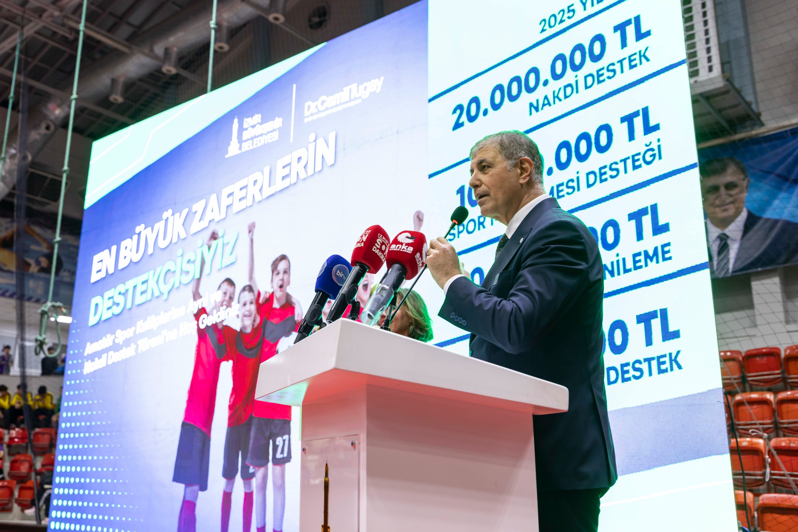 İzmir Büyükşehir'in Cumhuriyet Kutlamaları Spora Da Ilham Oldu 'Destek Bizden, Şampiyonluk Sizden' (12)